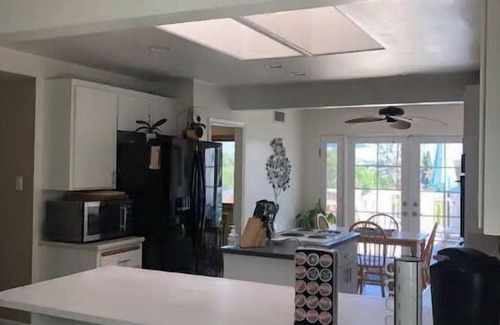 Fletcher Hills Casa | Beautiful 3,000 Sq Ft Tropical Oasis