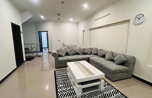 Islamabad Apartamento | Beautiful 3-bed Apartment in Islamabad