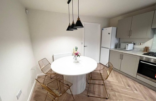 Bradford Casa | Beautiful 3-bed House in Bradford