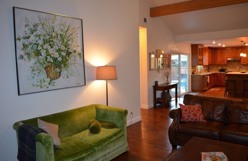 San Luis Obispo Casa | Hermosa 3 habitaciones y 2 1/2 baño en la pequeña ciudad de Santa Margarita cerca de todo