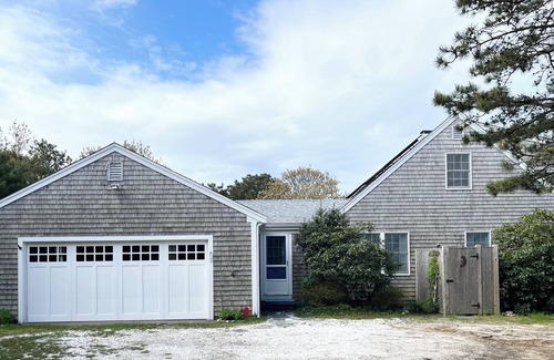 North Truro Casa | Hermosa casa del Cabo de 3 dormitorios, a pocos pasos de la playa privada de Bayside