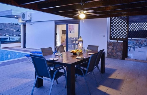 Vlicha Villa | Villa Tamara con piscina privada climatizada