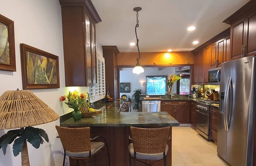 Lanikai Casa | Beautiful 3 Bedroom home near Lanikai beach available September 20-October 20