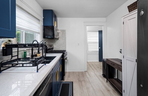 North Long Beach Apartamento | Beautiful 3-bedroom apartment in Long Beach