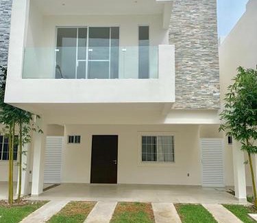 Puerto Juarez Villa | Beautiful 3 BR/3.5 bath Home@Selvanova