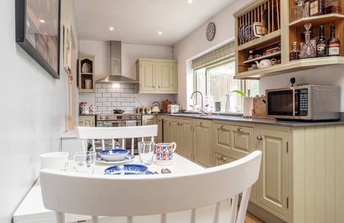 Bourton Casa | Beautiful 3BD Fam Retreat in Oxfordshire