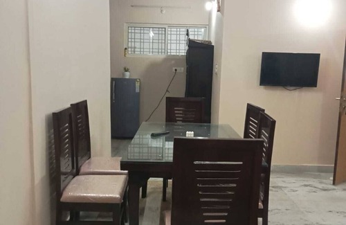 Hyderabad Casa | Beautiful 3BHK Home for families @prime location in Hyd, 20 mins from Airport