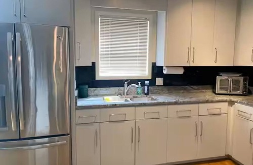 Florence Condominio | Beautiful 4-bedroom condo with WiFi, AC in fabulous Florence Downtown near UNA