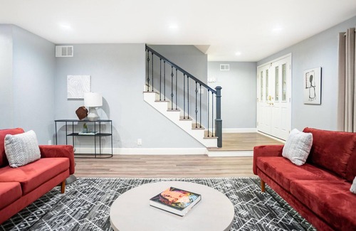 Lake Area Casa | Beautiful 4BR House in Newark