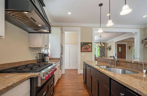 Mill Spring Casa | Beautiful 5 bedroom 5.5 bath in Bright’s Creek