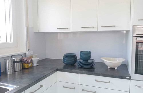 Uster District Apartamento | Beautiful 5-room apartment with 6 beds - only 15 minutes from Zurich & free parking