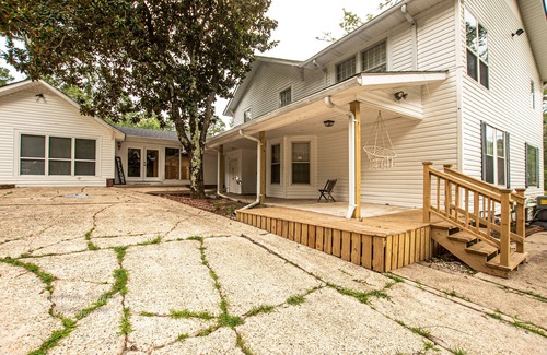 El Dorado Casa | Beautiful 6 Bedroom home