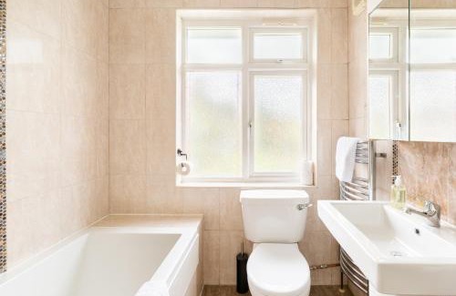 Birmingham Apartamento | Beautiful 6 bedroom house for 17 guests next to Edgbaston Stadium