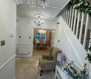 Oxford Villa | Beautiful 6 Bedroom House Oxford City