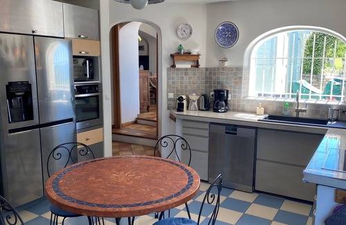 Eguilles Casa | Hermosa villa de 6 dormitorios en una piscina tranquila cerca de Aix en Provence sitio excepcional