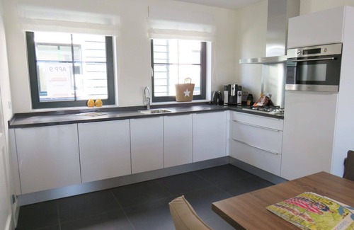 Uitdam Apartamento | Precioso apartamento para 8 personas con WIFI, piscina, TV y terraza