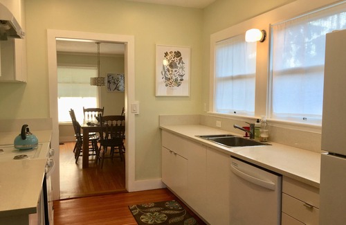 Alberta Arts District Casa | Beautiful Alberta Arts Home