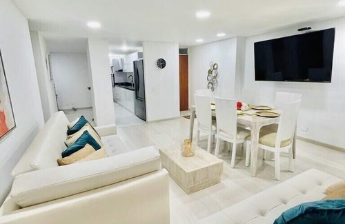 Suba Apartamento | Hermoso y lujoso apartamento de 3 habitaciones con estacionamiento incluido