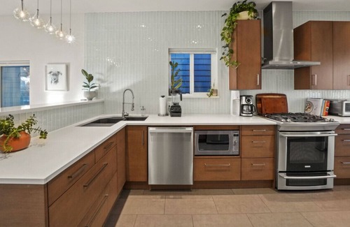 Grandview-Woodland Casa | Beautiful and Modern House near Commercial Drive