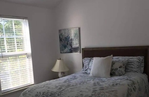 Fuquay-Varina Casa | Beautiful and Relaxing Home in Fuquay-Varina