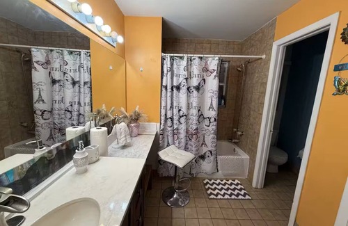 Homestead Cama Y Desayuno | Beautiful and spacious room Homestead FL