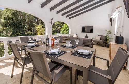 Jesus Pobre Villa | Preciosa Villa de 3 Dormitorios