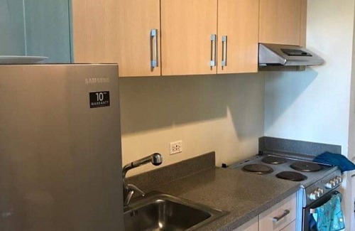 Ugong Apartamento | Beautiful and Spacious Fully Furnished Studio at The Grove Rockwell