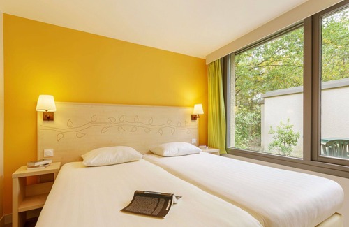 Chaumont-sur-Tharonne Casa | Precioso apartamento en villa para 6 personas con piscina, WIFI, TV, terraza y aparcamiento