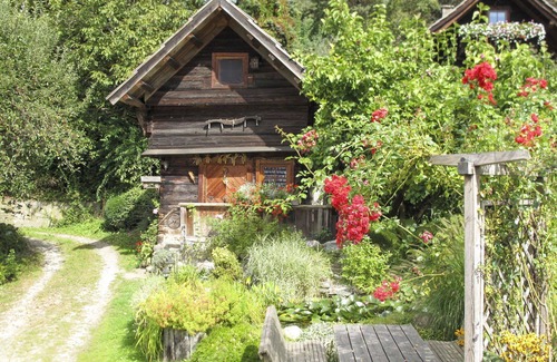 Treffen Villa | Hermoso apartamento en villa para 4 personas con WIFI, TV, terraza y mascotas permitida