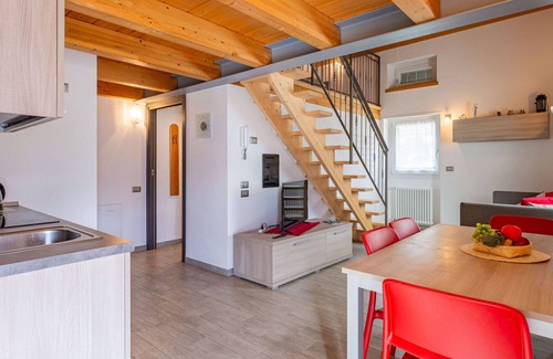 Novate Mezzola Apartamento | Hermoso apartamento para 5 personas con WIFI, TV y balcón