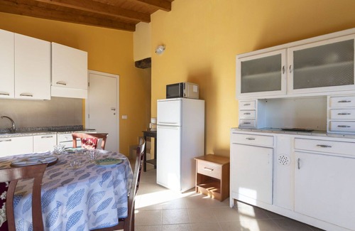 Valloria Apartamento | Hermoso apartamento para 4 personas con WIFI, piscina, patio, mascotas permitida y vista panorámica