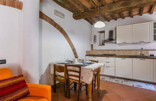 San Macario In Monte Villa | Acogedor apartamento en villa para 4 personas con piscina, WIFI, TV, patio y mascotas permitida