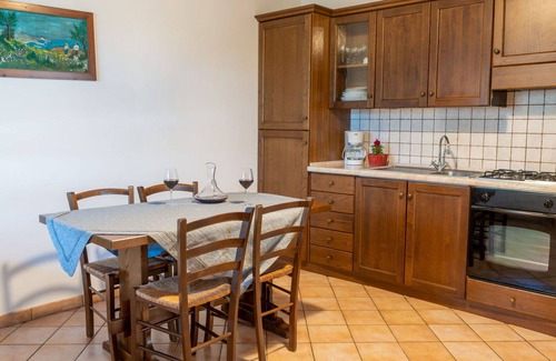 Bolsena Villa | Hermoso apartamento en villa para 6 personas con WIFI, piscina, TV, terraza y mascotas permitida