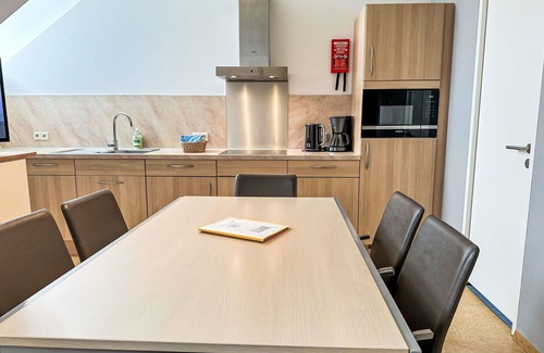 Grevenmacher Apartamento | Bonito apartamento para 4 personas con WIFI, piscina y TV