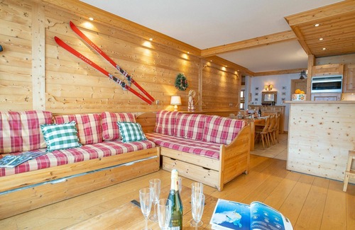Tignes Apartamento | Bonito apartamento para 8 personas con WIFI, TV y balcón
