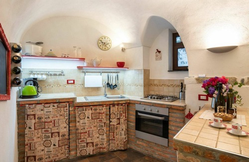 Pietrabruna Apartamento | Precioso apartamento para 4 personas con A/C, WIFI, TV, terraza y mascotas permitida