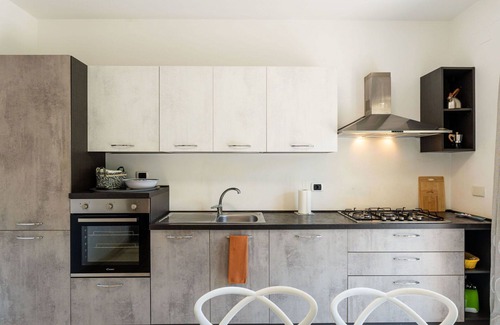 Pontedassio Apartamento | Hermoso apartamento para 6 personas con piscina, WIFI, patio y mascotas permitida