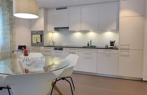 Blausee Apartamento | Bonito apartamento para 4 personas con WIFI, TV, terraza y vista panorámica