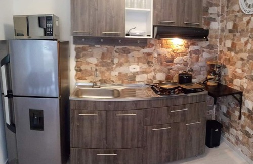 Comuna 3 Casa | Hermoso Apartamento En Rodadero Sur