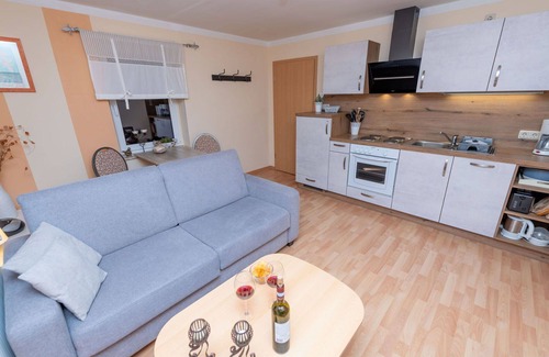 Stangerode Apartamento | Acogedor apartamento para 4 personas con WIFI, TV y patio