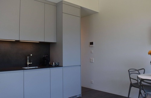 Intragna Apartamento | Bonito apartamento con piscina, WIFI, TV, patio, mascotas permitida y vista panorámica