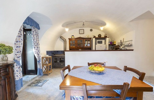 Morbegno Apartamento | Bonito apartamento para 4 personas con WIFI, terraza y mascotas permitida