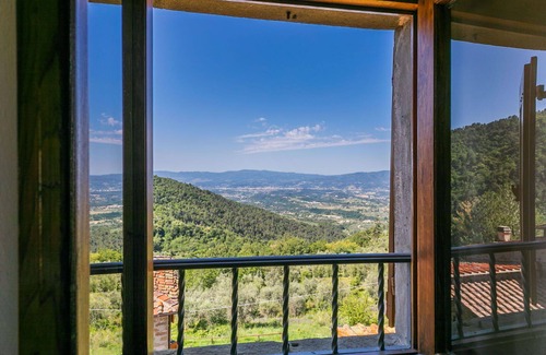 Bivio Pozzo Apartamento | Precioso apartamento para 7 personas con piscina, WIFI, TV y vista panorámica