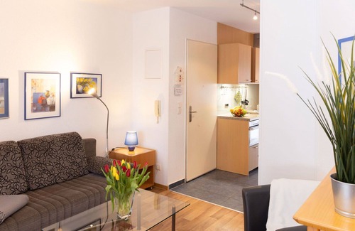 Ostvorpommern Apartamento | Hermoso apartamento para 4 personas con WIFI, TV, terraza y mascotas permitida