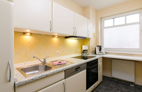 Ostvorpommern Apartamento | Acogedor apartamento para 4 personas con WIFI, TV y balcón