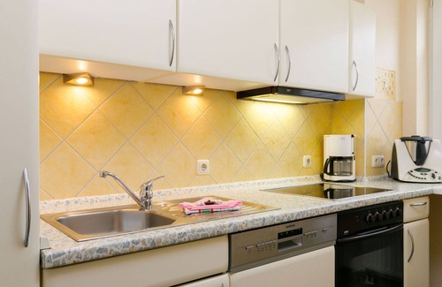 Ostvorpommern Apartamento | Acogedor apartamento para 4 personas con WIFI, TV y balcón