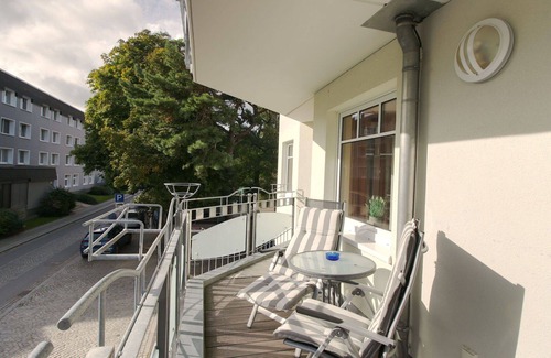 Ostvorpommern Apartamento | Acogedor apartamento para 4 personas con WIFI, TV y balcón