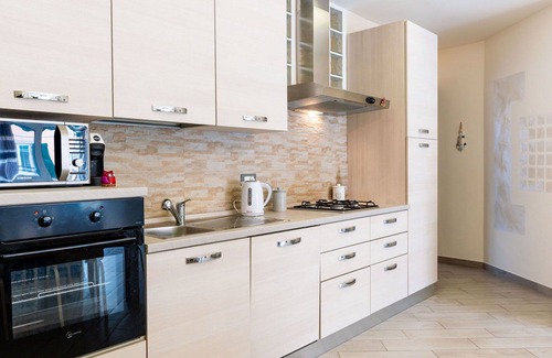 Ceriale Apartamento | Precioso apartamento para 6 personas con A/C, WIFI y terraza