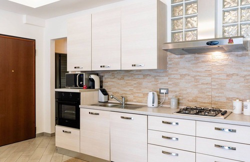Ceriale Apartamento | Precioso apartamento para 6 personas con A/C, WIFI y terraza