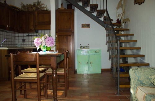 Pian di Sco Apartamento | Hermoso apartamento para 5 personas con piscina, WIFI y TV